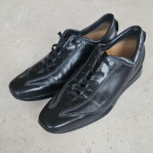 TOD'S Black Leather Women's Oxford/Driving/ Sneakers. Size 7.5